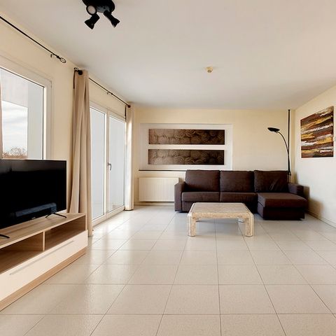 APARTMENT 6 people - 3 Bedroom Apartment - Sleeps 6
