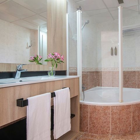 Bedroom 2 persons - Double Room - Superior - Balcony