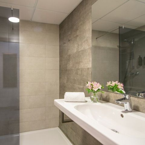 Bedroom 3 persons - Double room - Extra bed - Balcony