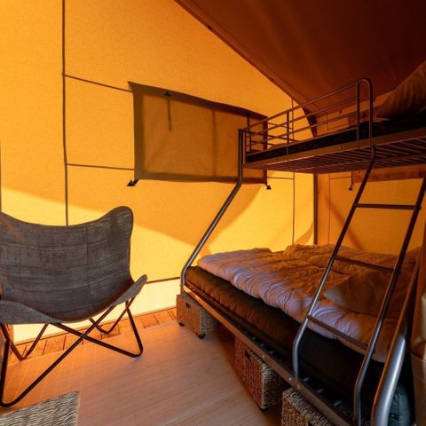 Canvas and wooden tent 4 persons