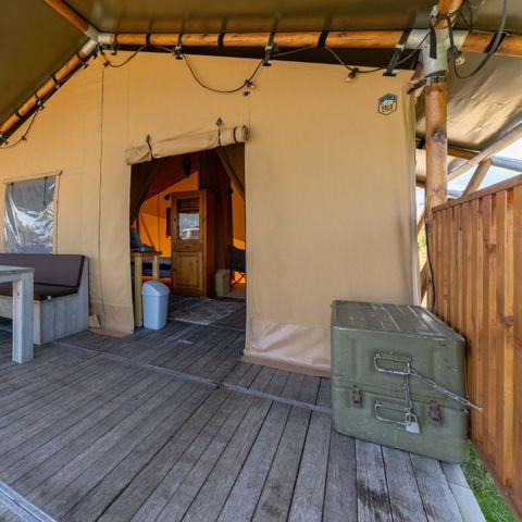 Canvas and wooden tent 4 persons