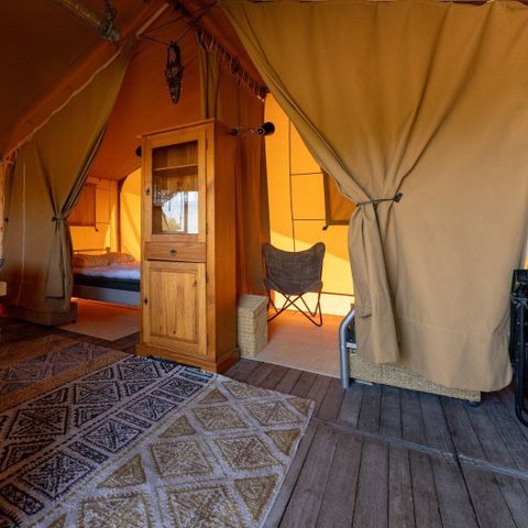 Canvas and wooden tent 4 persons