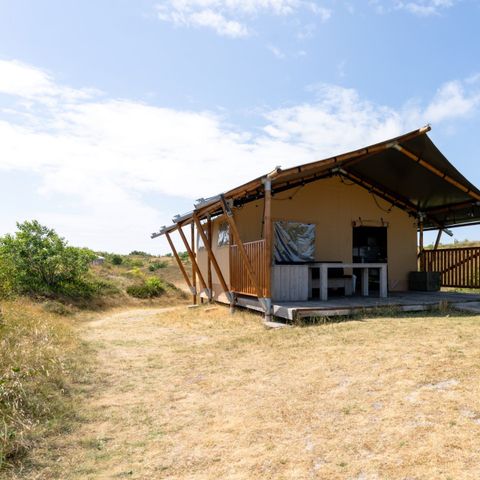 Canvas and wooden tent 4 persons