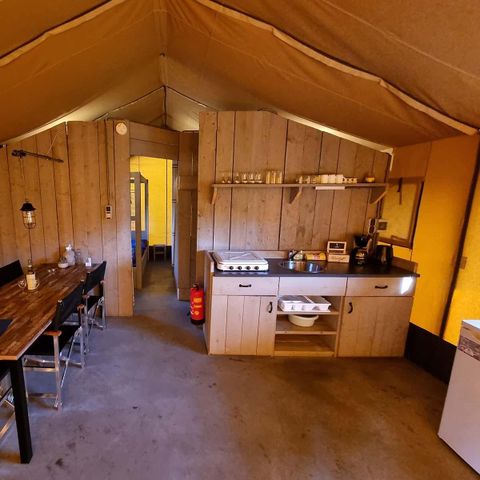 Canvas and wooden tent 5 persons