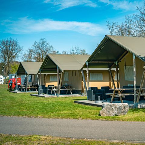Canvas and wooden tent 5 persons