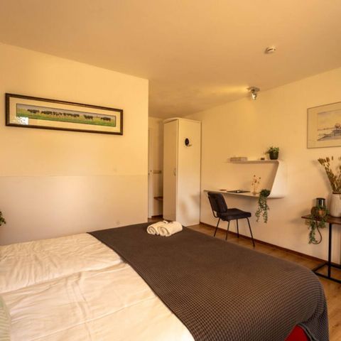 Bedroom 2 persons - Grutte Brekken garden room
