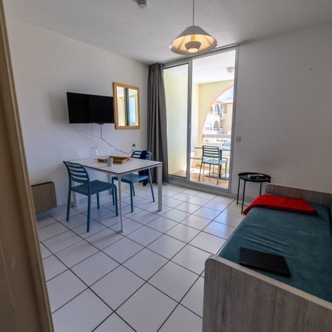 APARTMENT 2 people - "Port view 1 Room