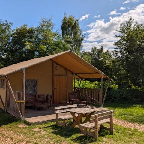 Canvas and wooden tent 6 persons