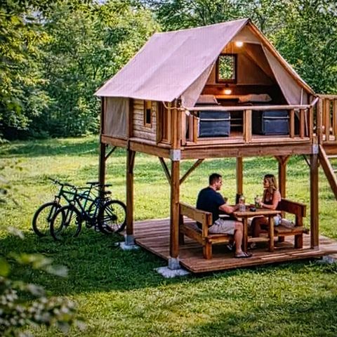 UNUSUAL ACCOMMODATION 2 people - Skylodge