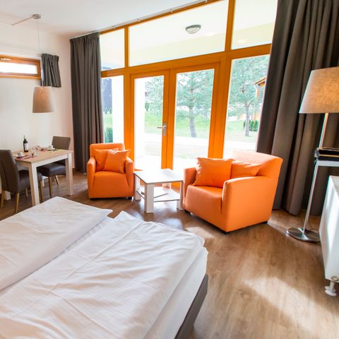 STUDIO 2 people - 2-person studio