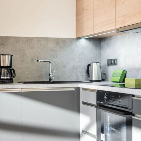 APARTMENT 8 people - 8C1