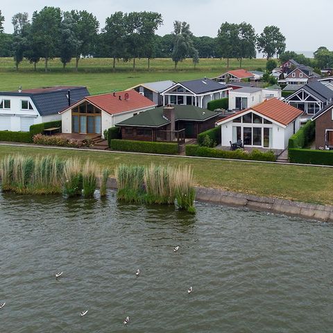 CHALET 4 people - Willow Rose - Heron Avenue 202