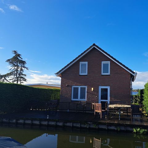 BUNGALOW 6 people - Waterlily - Heron Avenue 201