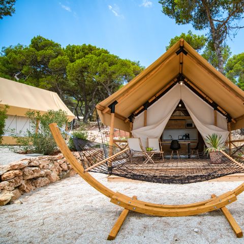 Tent 4 persons - Two bedroom safari tent (2+2)