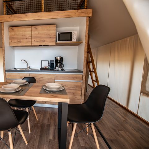 TENT 4 people - Two bedroom safari tent (2+2)