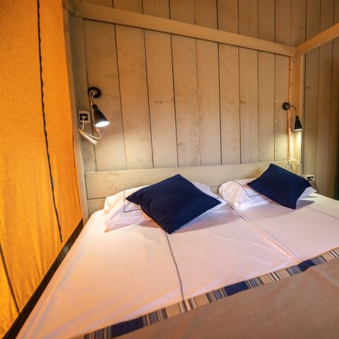 Tent 6 persons - Two bedroom tent (2+4)