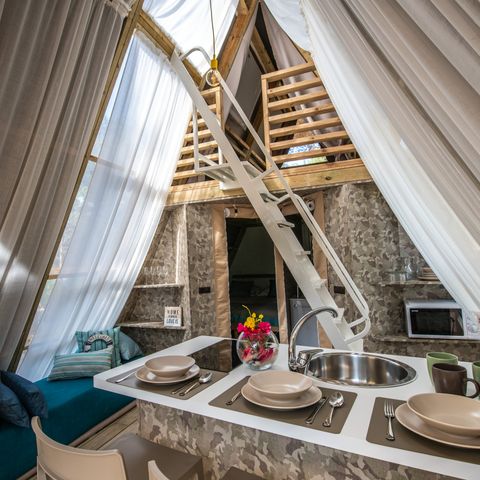 Tent 4 persons - Premium two bedroom lodge tent (2+2)