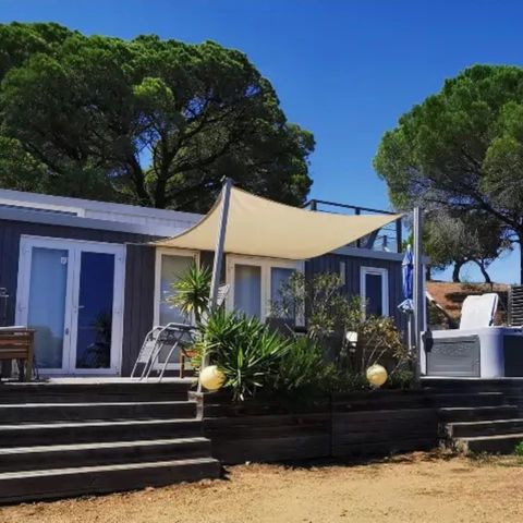 Mobile home 6 persons - Ramatuelle – Cap Deseo 34 m² – Sea view and hot tub