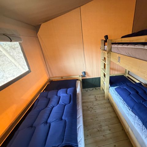 CANVAS AND WOOD TENT 5 people