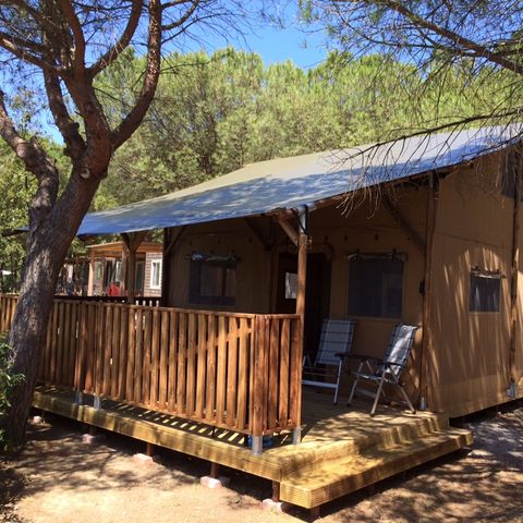 Tent 6 persons - Lodgetent incl. sanitary facilities