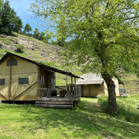 Canvas and wooden tent 6 persons - Lodgetent incl. sanitary facilities