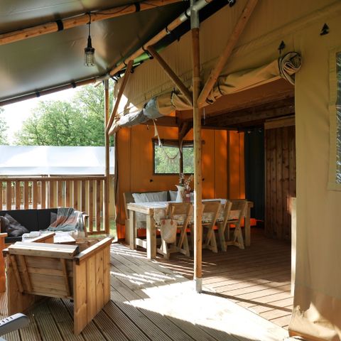 Canvas and wooden tent 6 persons - Lodgetent incl. sanitary facilities