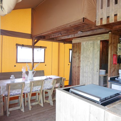 Canvas and wooden tent 6 persons - Lodgetent incl. sanitary facilities