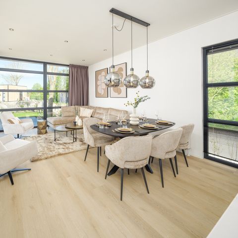 Villa 6 persons - L-Lake View