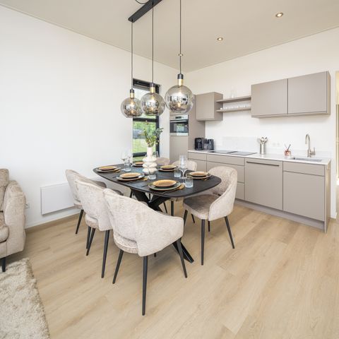 Villa 6 persons - L-Lake View