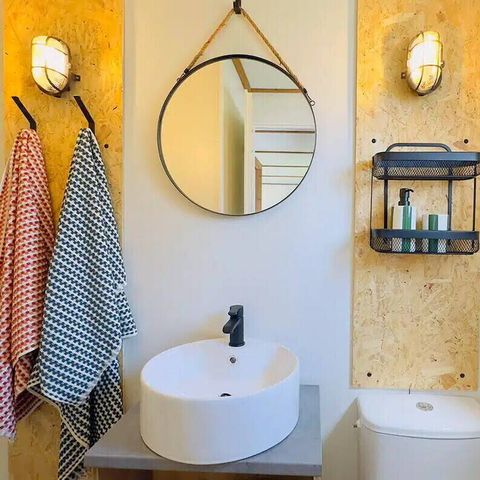 UNUSUAL ACCOMMODATION 4 people - Tiny House | 2 Bedrooms | 4 Pers | Raised terrace | 1 Bathroom | Air conditioning