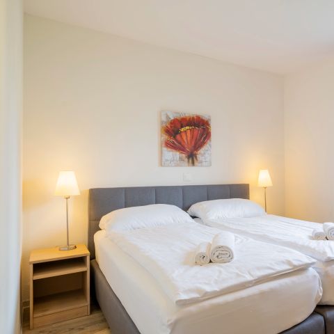 APARTMENT 8 people - 8-person holiday flat