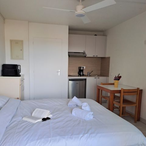 APARTMENT 2 people - 1 room - cannot accommodate a cot