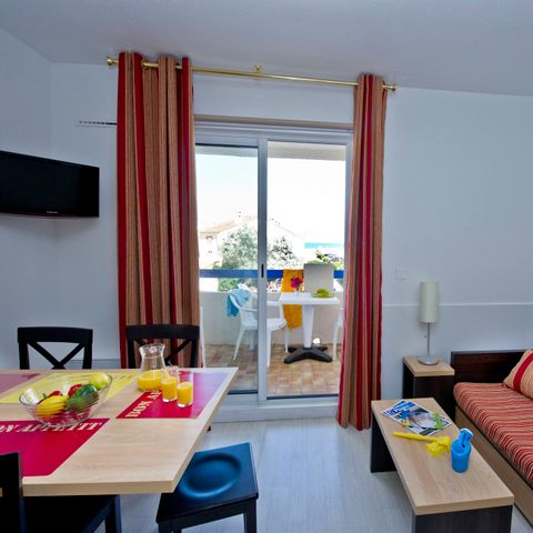 APARTMENT 5 people - G/101_2 ROOMS 4/5 PEOPLE