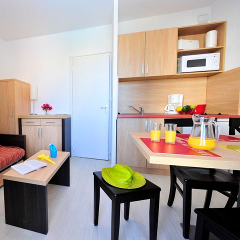 APARTMENT 5 people - G/101_2 ROOMS 4/5 PEOPLE