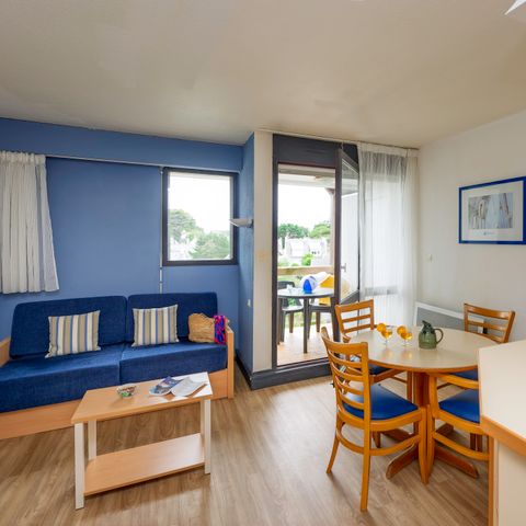 STUDIO 4 people - G/200_STUDIO 4 PERS. WITH CLOSED CABIN