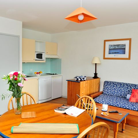 APARTMENT 8 people - G/109_4 ROOMS SLEEPS 8