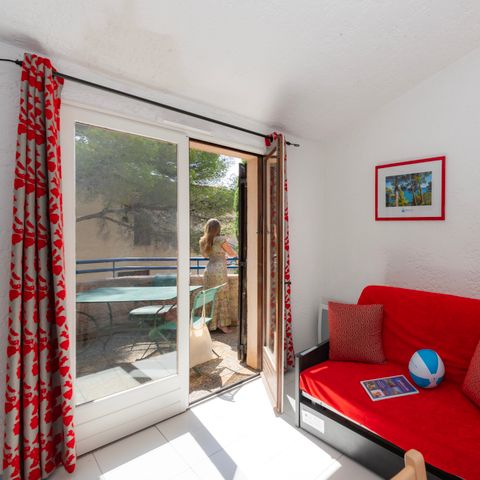 APARTMENT 4 people - G/247_2 ROOMS SLEEPS 4