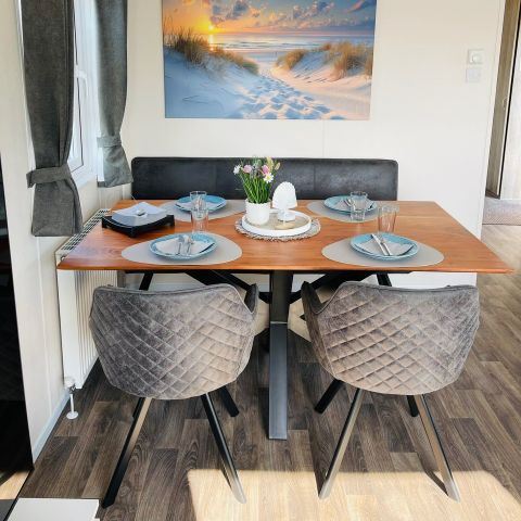 Chalet 4 persons - Location: Kamperland – Camping de Molenhoek – Beach J55