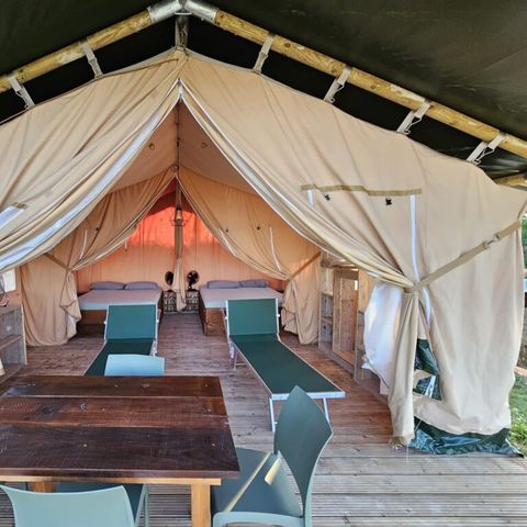 CANVAS AND WOOD TENT 4 people