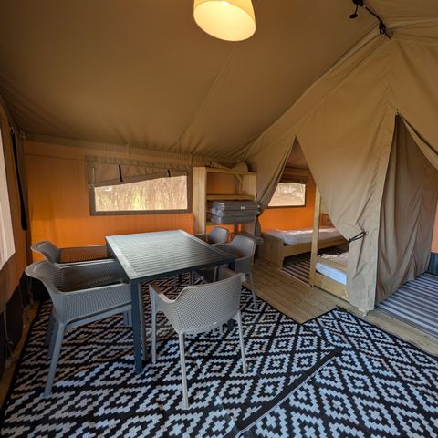 Canvas and wooden tent 5 persons