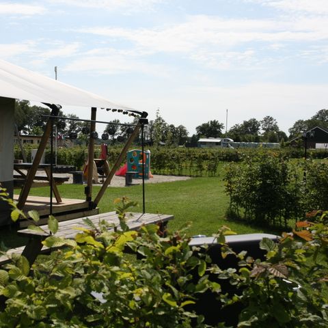 Canvas and wooden tent 6 persons