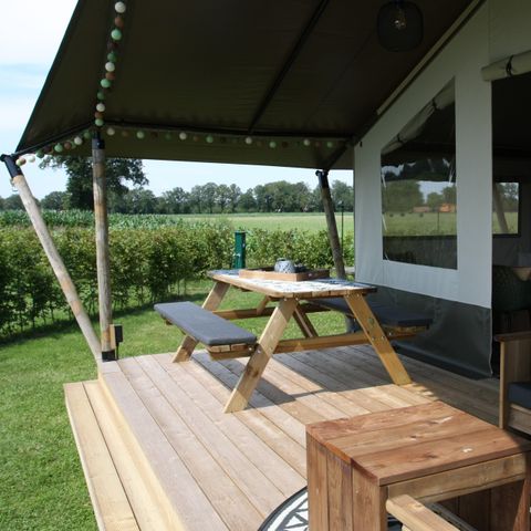 Canvas and wooden tent 6 persons