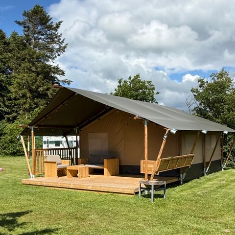 CANVAS AND WOOD TENT 5 people