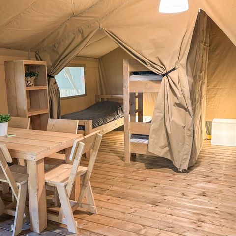 CANVAS AND WOOD TENT 5 people