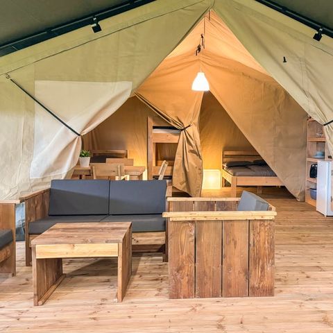 CANVAS AND WOOD TENT 5 people