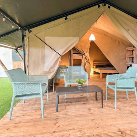 CANVAS AND WOOD TENT 4 people