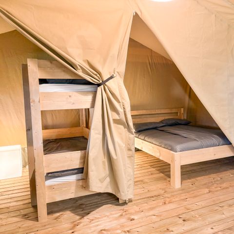 CANVAS AND WOOD TENT 4 people
