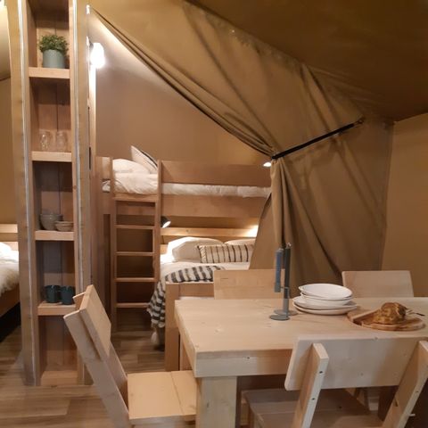Canvas and wooden tent 5 persons