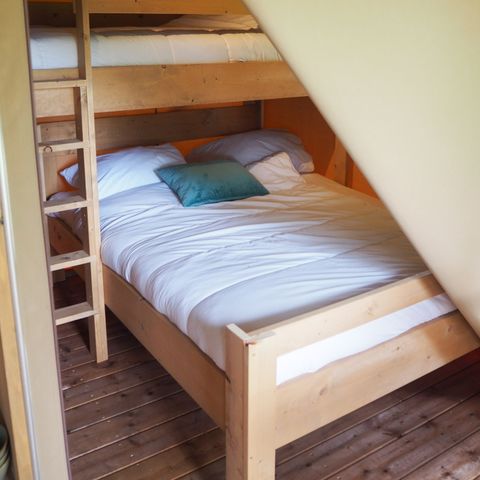 Canvas and wooden tent 5 persons