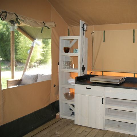 CANVAS AND WOOD TENT 5 people